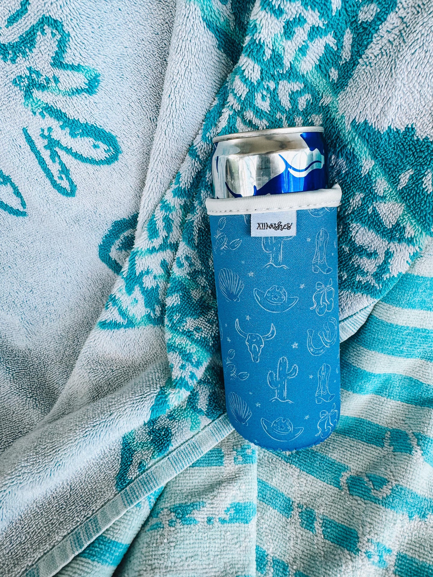 coastal cowgirl slim can sleeve