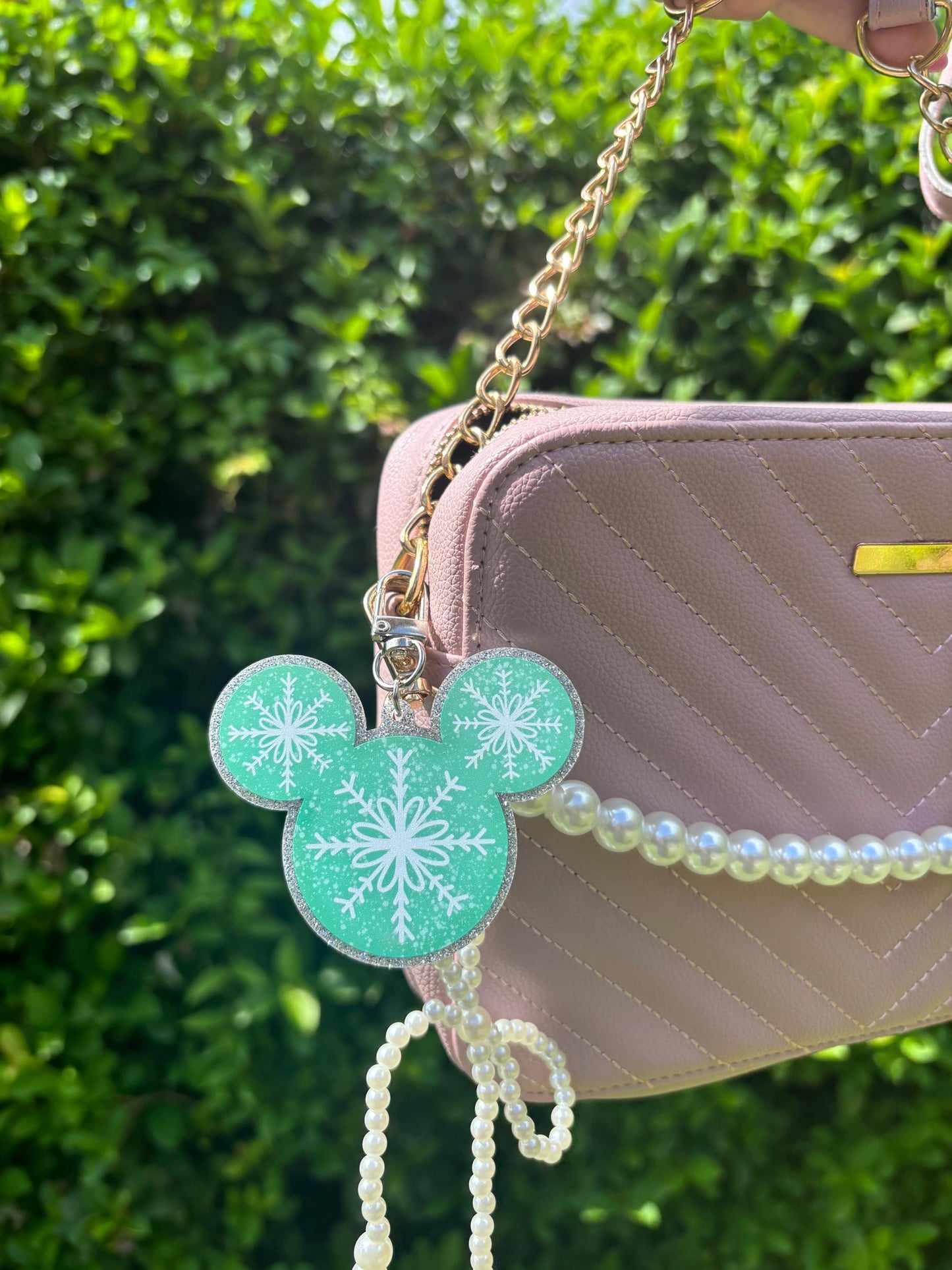 frosted flurry bag charm