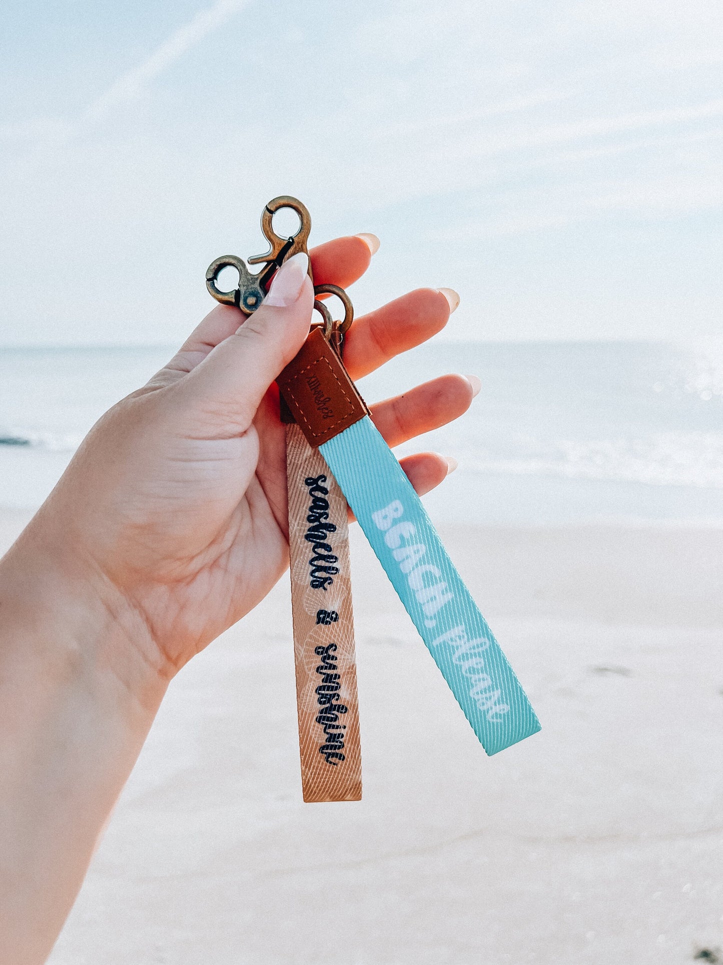 seashells & sunshine wristlet lanyard