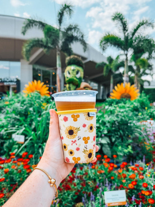 buzzin’ blooms cup sleeve